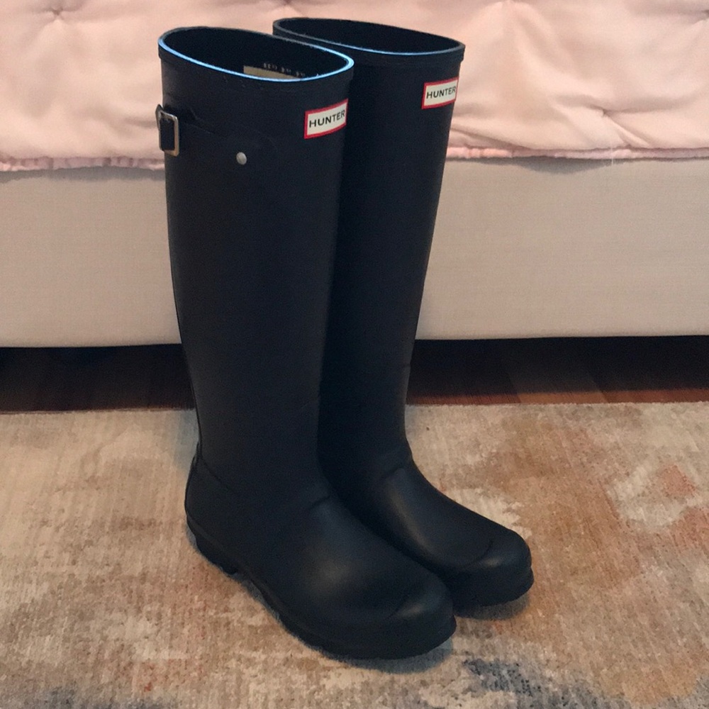 Tall hunter boots matte black